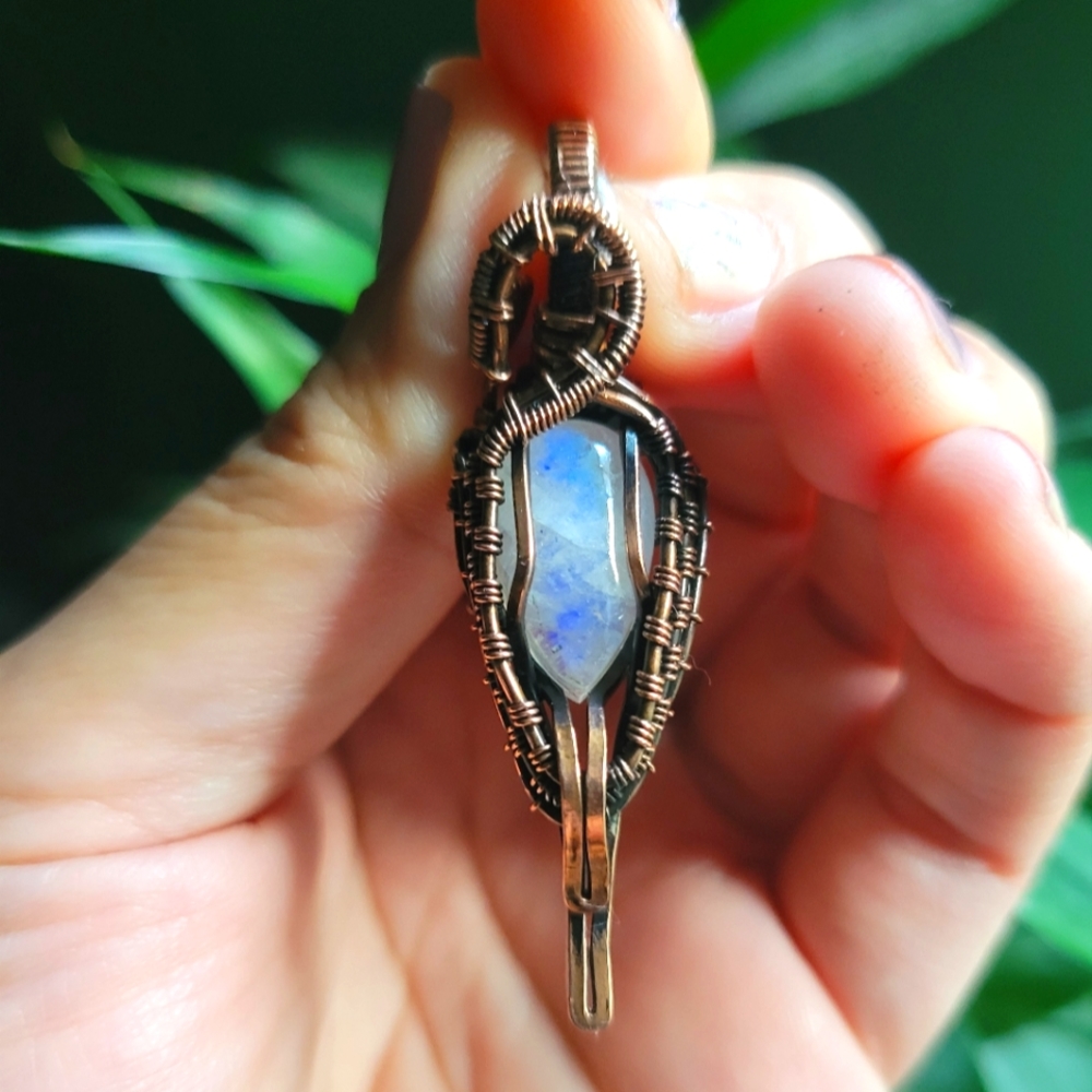 Rainbow Moonstone Pendant